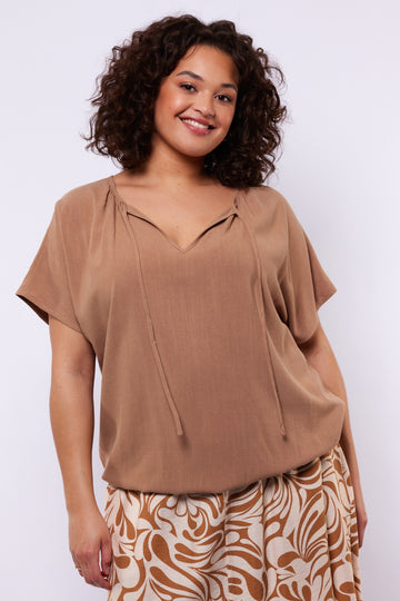 Abril top | Walnut