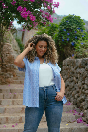 Anora blouse | Ice blue/Offwhite