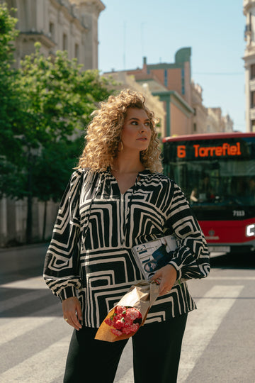 Lumina top | Black/Ecru